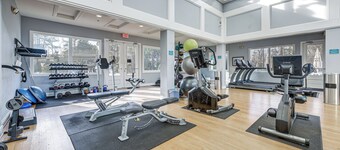 Golf Course Home w/ Balcony in North Myrtle Beach!