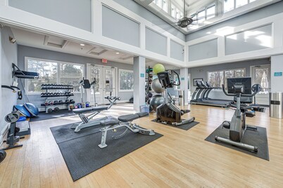 Golf Course Home w/ Balcony in North Myrtle Beach!