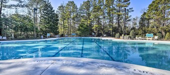 Golf Course Home w/ Balcony in North Myrtle Beach!