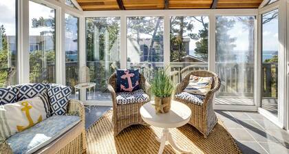 Coastal Tillamook Vacation Rental: Ocean Views!