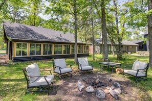 Ferienhaus (2 Bedrooms) | Terrasse/Patio