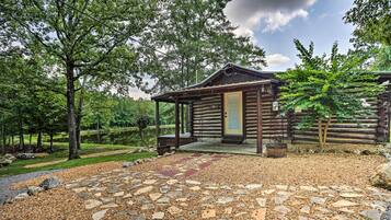 House (2 Bedrooms) | Front of property