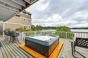 House (4 Bedrooms) | Front of property