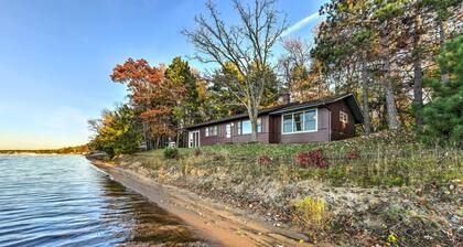 Pelican Lake Cabin: Private Beach + Scenic Sunsets