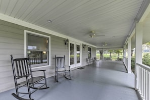 House (4 Bedrooms) | Interior - Remodeled Pittsboro Farmhouse Sitting on 220 Acres (Pittsboro)