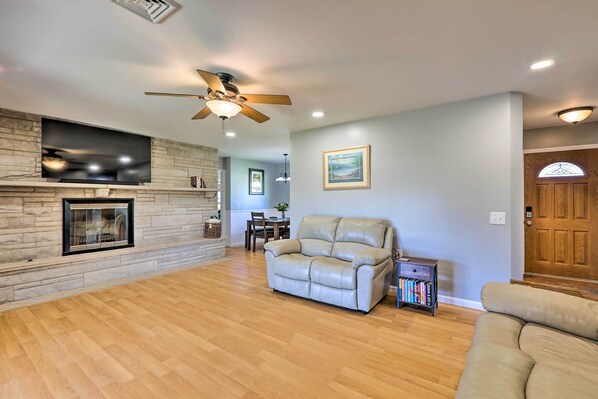 House (2 Bedrooms) | Interior