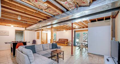 Charming Pentwater Home w/ Fire Pit & Yard!