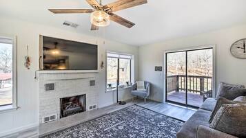 House (1 Bedroom) | Interior