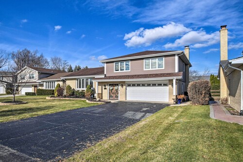 Elegant Mount Prospect Home w/ Fire Pit!