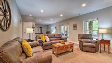 House (2 Bedrooms) | Interior