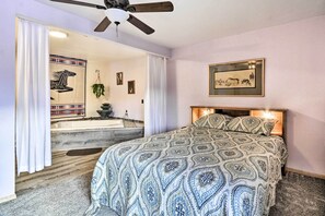 2 bedrooms, iron/ironing board, bed sheets - The Fusion Retreat on 4 Acres: Hike On-site! (White Salmon)