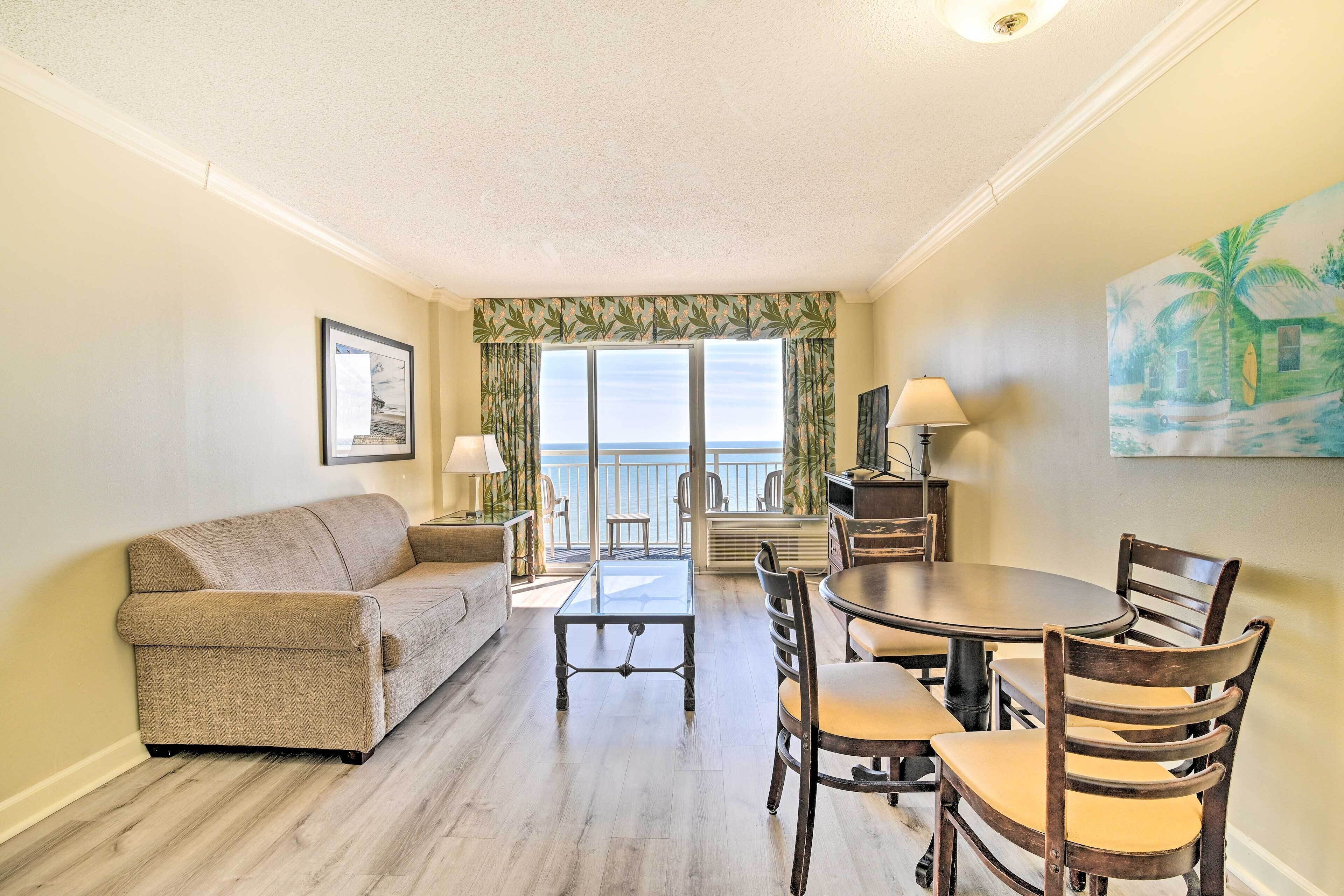 Oceanfront Myrtle Beach Condo w/ Balcony!