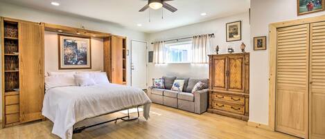 Apartment (0 Bedroom) | Interior