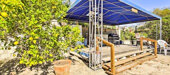 陽光明媚的博尼塔工作室 - 距歷史市中心5英里