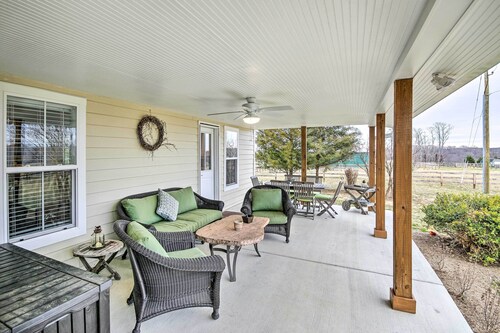 'anny's Farm House' in Round Hill Wine Country!