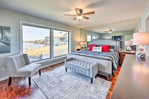 Apartment (2 Bedrooms) | Interior - Waterfront Hot Springs Condo: Pool, Hot Tub Access (Hot Springs)