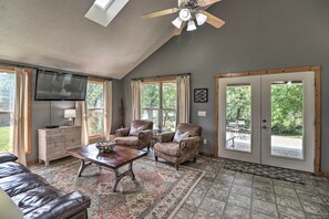 Cottage (3 Bedrooms) | Interior