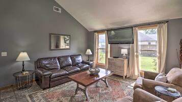 Cottage (3 Bedrooms) | Interior