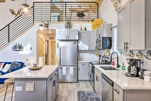 House (2 Bedrooms) | Interior - 1 Mi to St Marys Glacier Trail: Modern Mtn Cabin! (Idaho Springs)