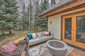 House (3 Bedrooms) | Interior - Serene Sun Valley Home w/ Hot Tub & Mtn Views (Sun Valley)