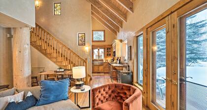 Serene Sun Valley Home w/ Hot Tub & Mtn Views
