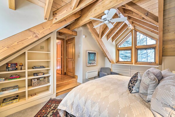 House (3 Bedrooms) | Interior