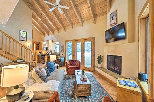 House (3 Bedrooms) | Interior - Serene Sun Valley Home w/ Hot Tub & Mtn Views (Sun Valley)