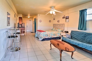 Apartment (0 Bedroom) | Bahagian dalam