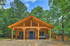 Interior - 'falling Star' Eagletown Cabin w/ Hot Tub: Pets OK (Eagletown)
