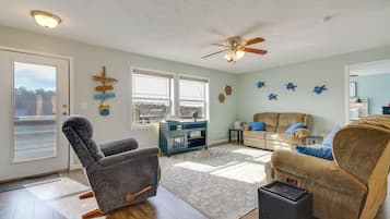 House (5 Bedrooms) | Front of property