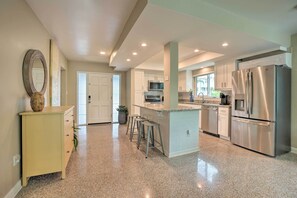 House (1 Bedroom) | Interior - Pet-friendly Waterfront Home - 2 Mi to Beach! (Tarpon Springs)