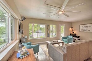 House (1 Bedroom) | Interior - Pet-friendly Waterfront Home - 2 Mi to Beach! (Tarpon Springs)