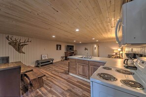 Apartment (Multiple Bedrooms) | Interior