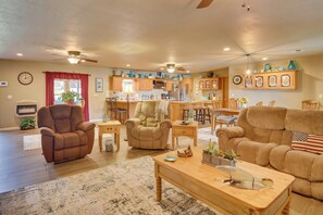 منزل (4 Bedrooms) | المنشأة من الداخل