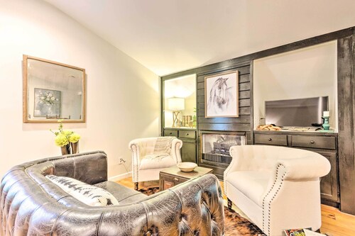 Upscale Rustic Duplex on Stream, Near Blowing Rock