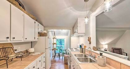 Upscale Rustic Duplex on Stream, Near Blowing Rock