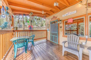 House (1 Bedroom) | Interior - Ruidoso Cabin w/ Hot Tub - 2 Mi to Grindstone Lake (Ruidoso)