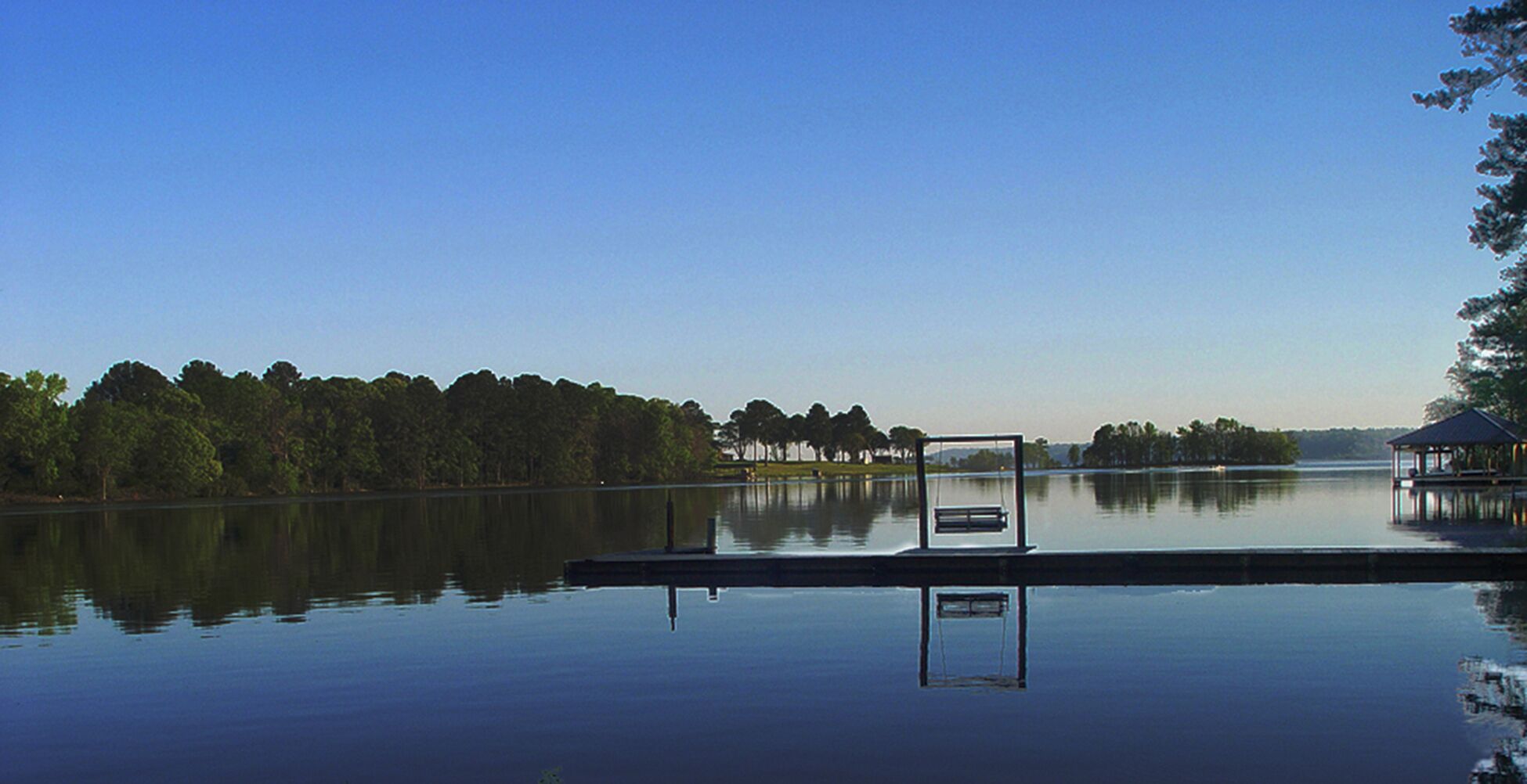 Frankston Home W/deck & Fishing on Lake Palestine!