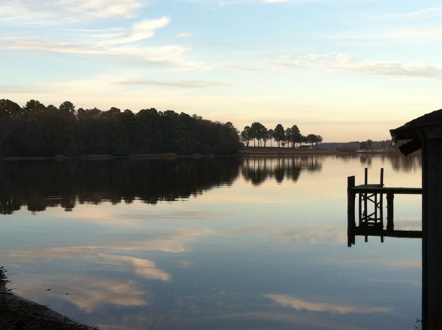 Frankston Home W/deck & Fishing on Lake Palestine!