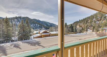 Red River Ski Condo on Main St - Mtn View!
