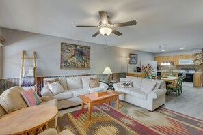 Front of property - Red River Ski Condo on Main St - Mtn View! (Red River)