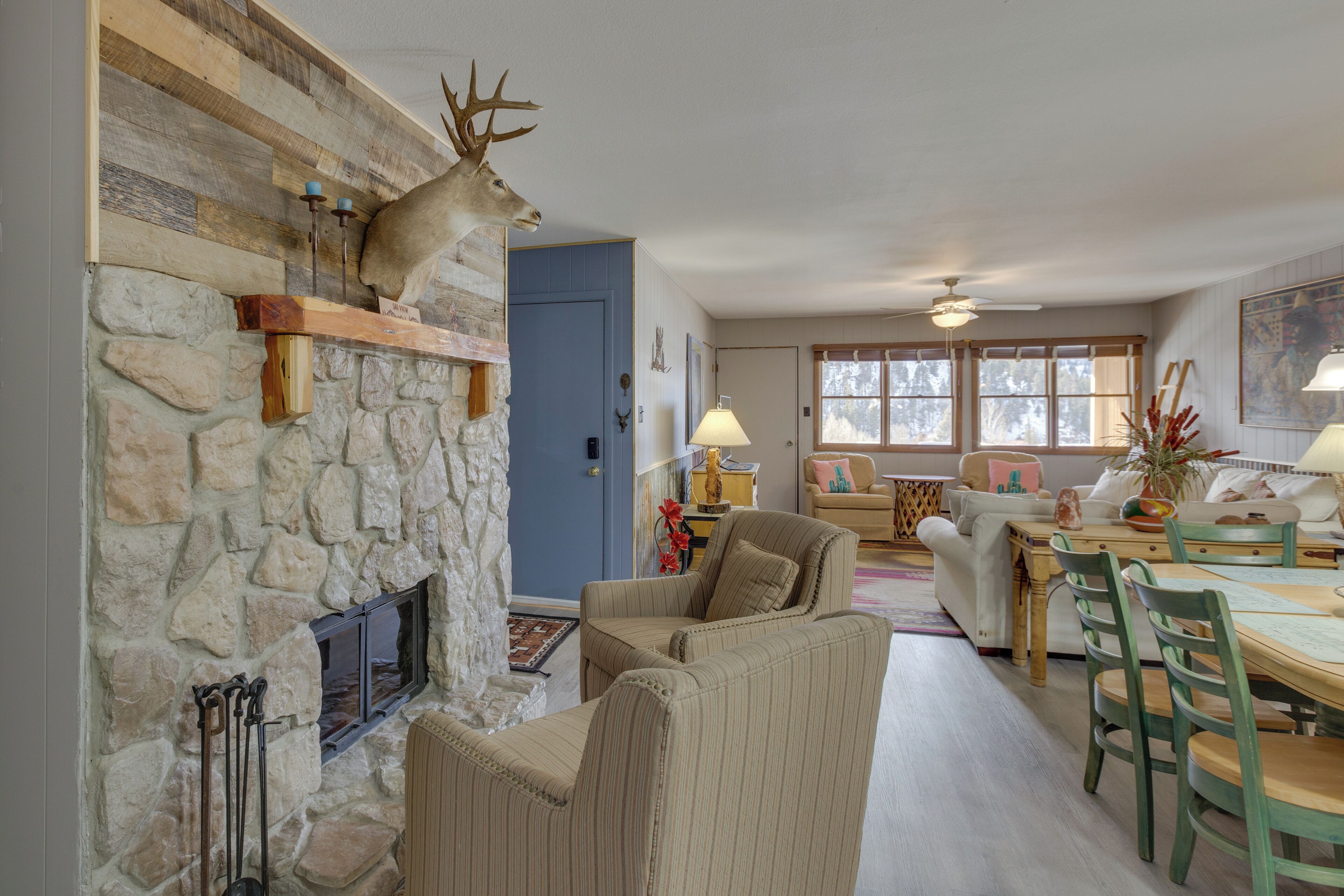 المنشأة من الداخل