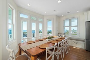 Maison (6 Bedrooms) | Intérieur
