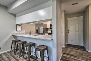 Interior - Cozy Branson Condo Near Lakes & Theatre District (Branson)