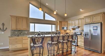 Oceanfront South Beach Home w/ Hot Tub & Sauna