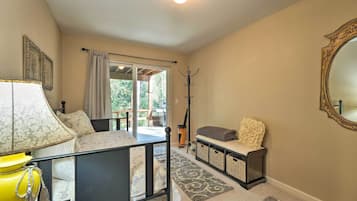 Rumah (2 Bedrooms) | Interior