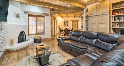 Las Cruces Home 'La Casa Blanca' w/ Courtyard