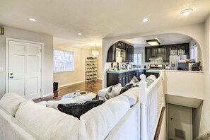 Interior - Castro Valley Home w/ Bay Area Views! (Castro Valley)