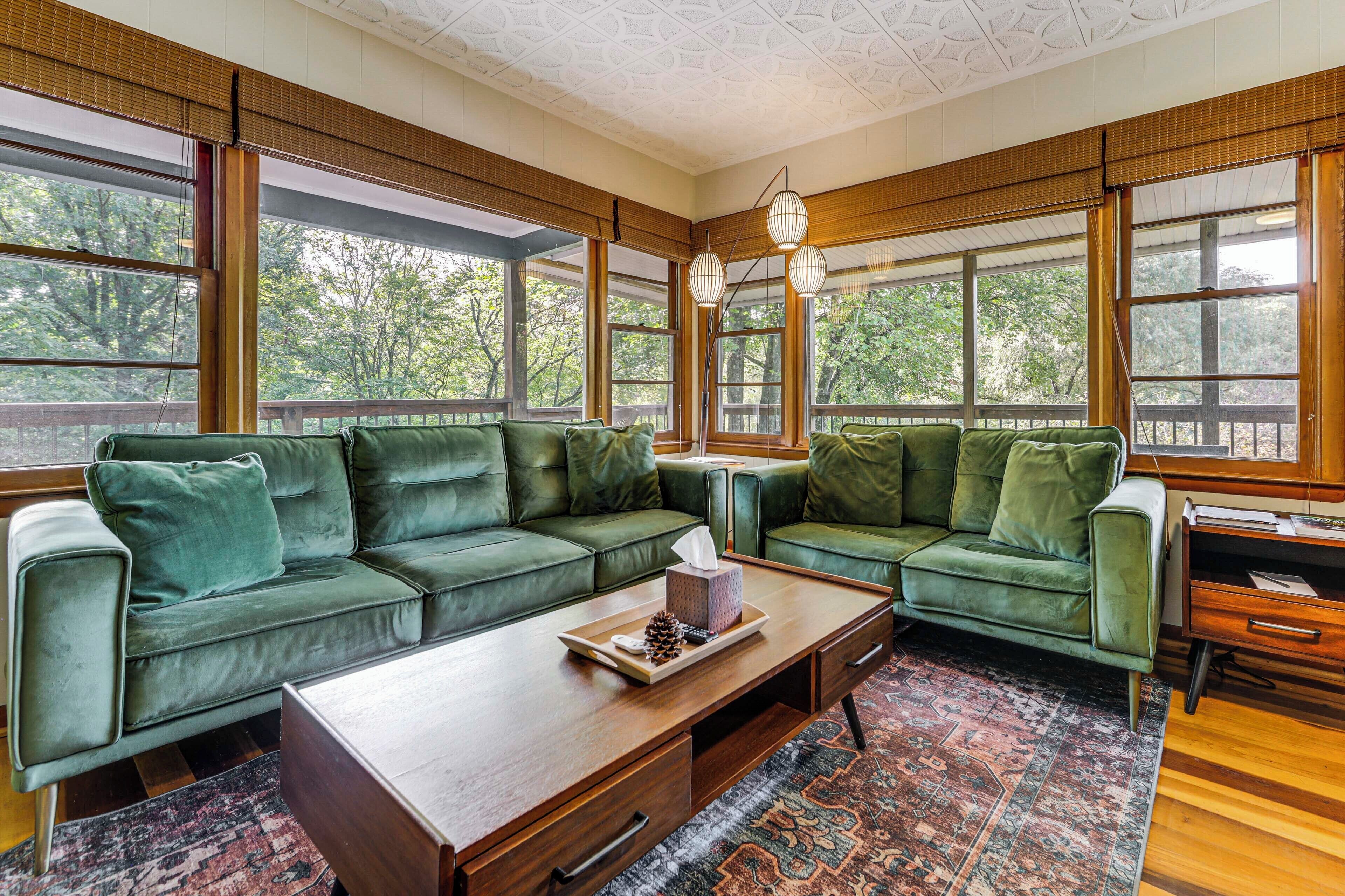 House (2 Bedrooms) | Interior