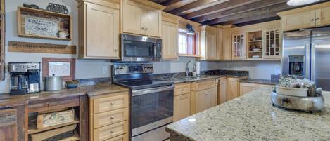 House (3 Bedrooms) | Interior